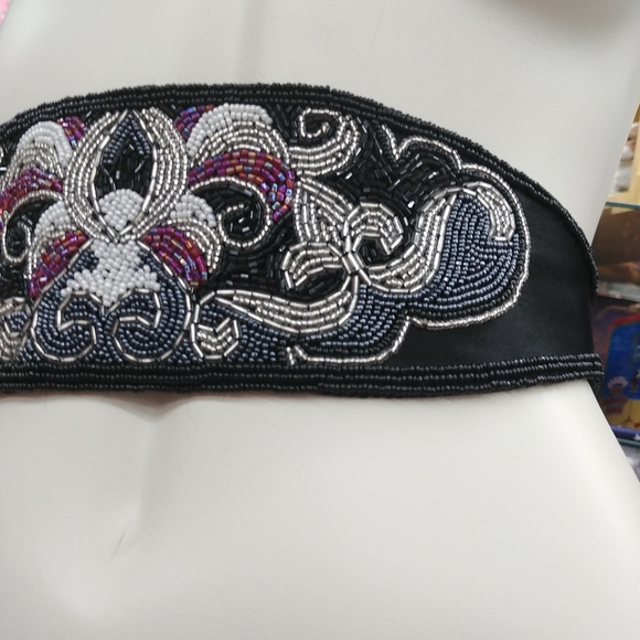 Vintage beaded Cumberland satin silk main image 8